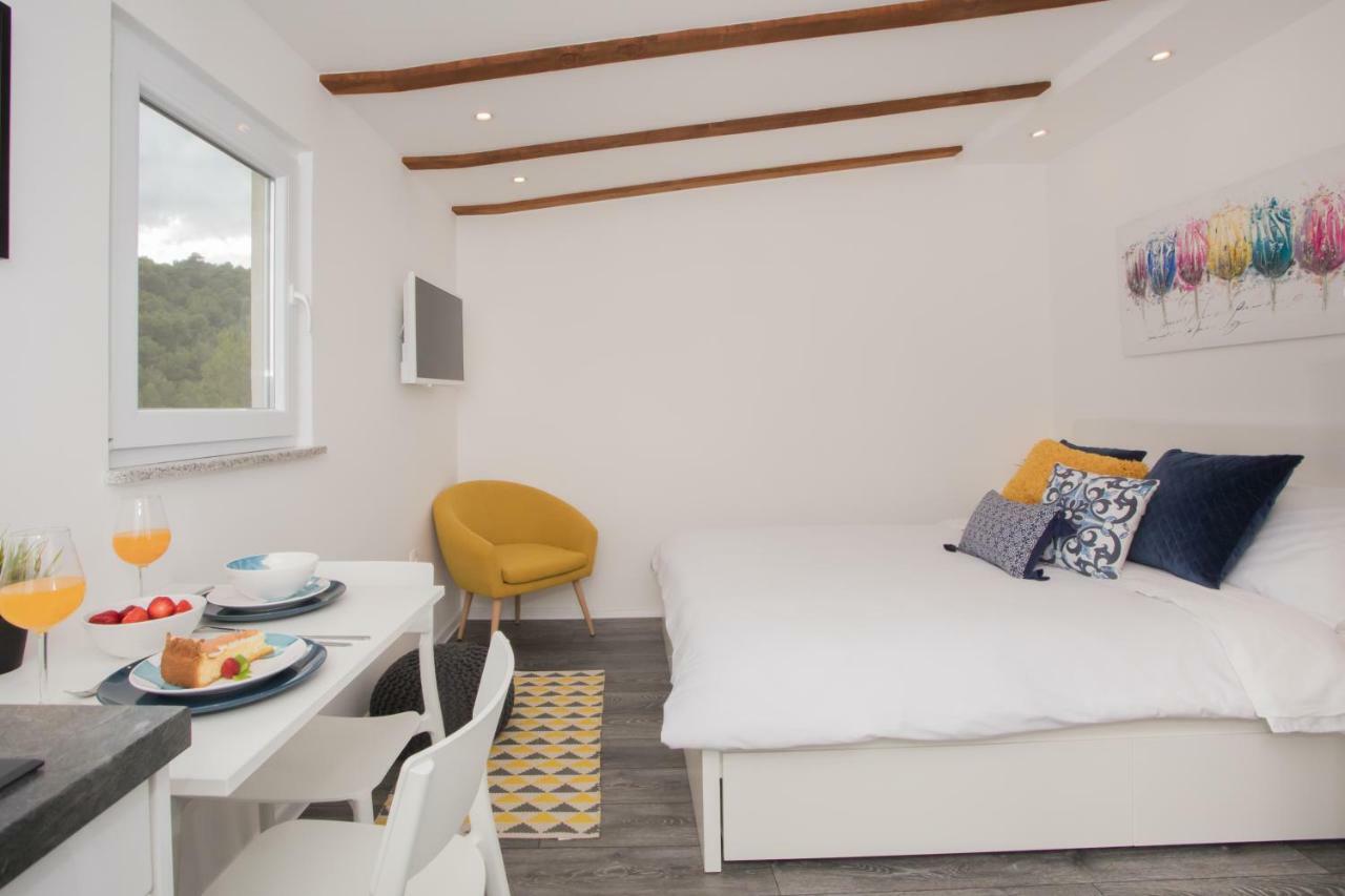 Studio Apartment Skatula Skradin Ngoại thất bức ảnh